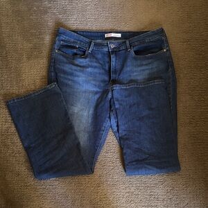 Woman’s Levi Jeans